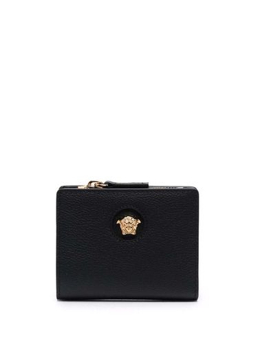 Wallet With Medusa Patch And Snap Button In Leather Woman - Versace - Modalova