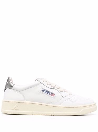 White And Leather Sneakers Woman - Autry - Modalova