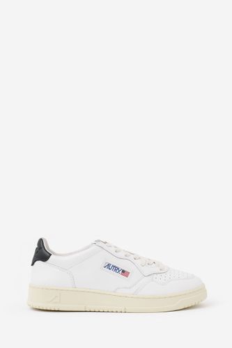 Autry 01 Low Sneakers - Autry - Modalova