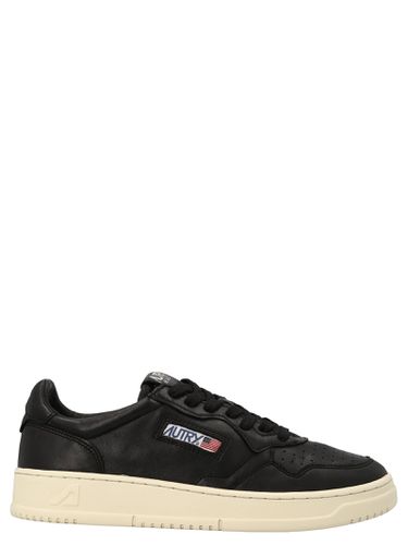 Autry 01 Low Sneakers - Autry - Modalova