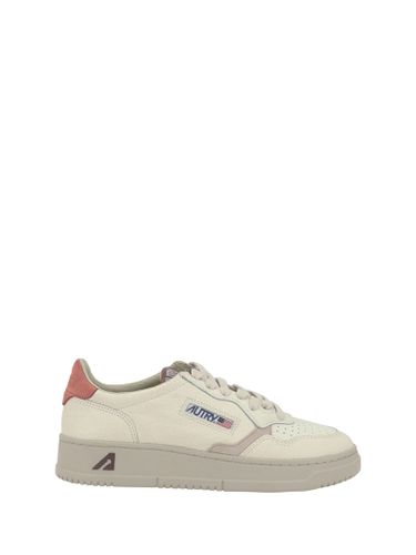 Autry Medalist Low Sneakers - Autry - Modalova