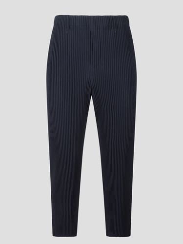 Basic Slim Trousers - Homme Plissé Issey Miyake - Modalova