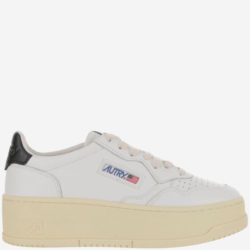 Medalist Platform Leather Sneakers - Autry - Modalova