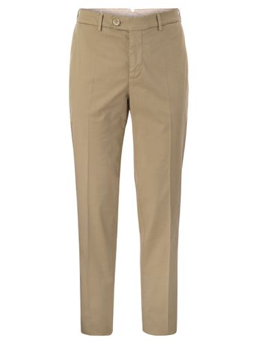 Italian Fit Cotton Gabardine Trousers - Brunello Cucinelli - Modalova