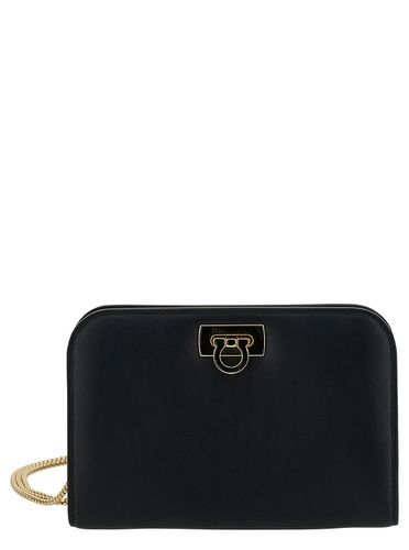 Diana Mini Clutch Con Gancini Closure And Chain Strap In Leather Woman - Ferragamo - Modalova