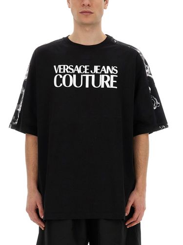 T-shirt With Logo - Versace Jeans Couture - Modalova