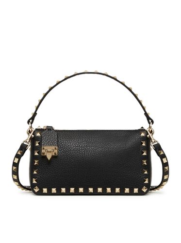 Small Rockstud Shoulder Bag In Grained Calfskin - Valentino Garavani - Modalova