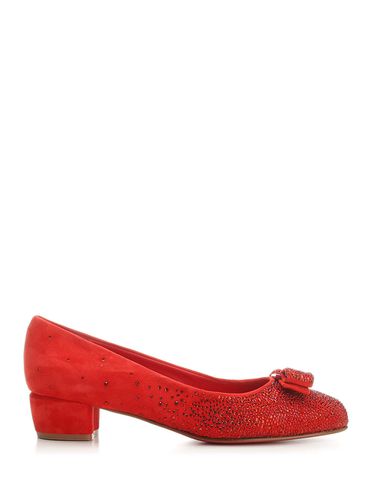 Ferragamo Vara Bow Pump - Ferragamo - Modalova