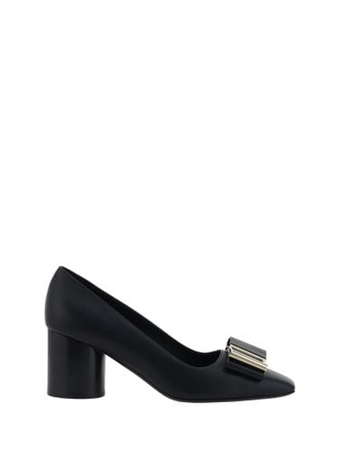 Ferragamo Pumps - Ferragamo - Modalova