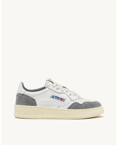 Autry Medalist Low-top Sneakers - Autry - Modalova