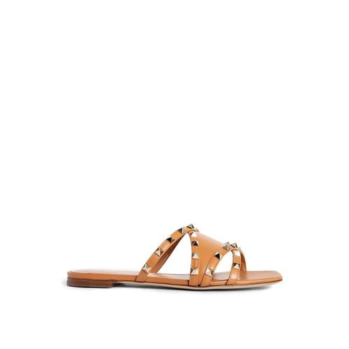 Garavani Rockstud Leather Flat Sandals - Valentino Garavani - Modalova