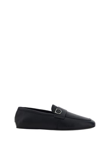 Ferragamo Ornament Loafers - Ferragamo - Modalova