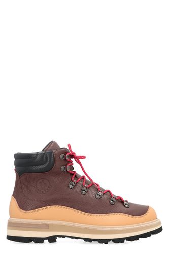 Moncler Peka Hiking Boots - Moncler - Modalova