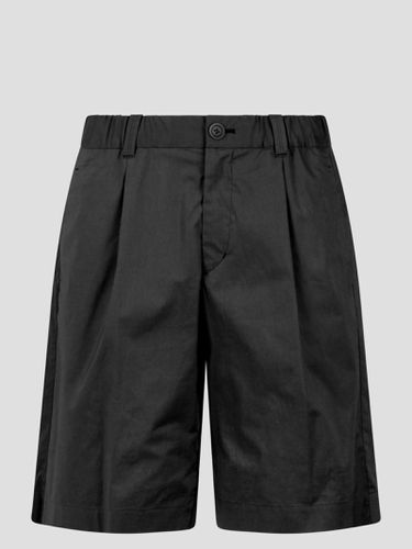 Light Cotton Stretch And Ultralight Crease Shorts - Herno - Modalova