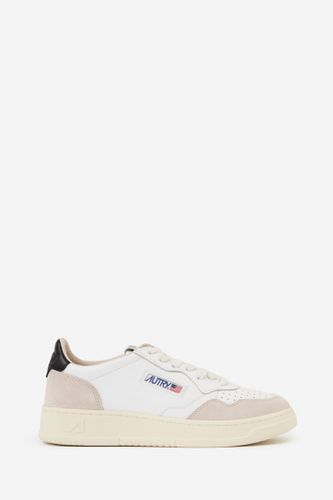 Autry 01 Low Sneakers - Autry - Modalova