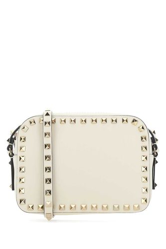 Ivory Leather Small Rockstud Crossbody Bag - Valentino Garavani - Modalova