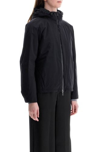 Short Black Waterproof Polyamide Jacket With Hood And Zip - Herno - Modalova