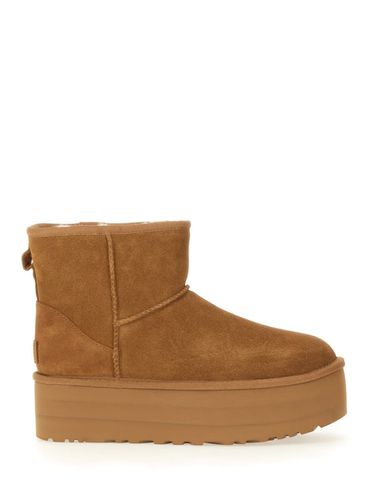 UGG Classic Mini Boot With Platform - UGG - Modalova