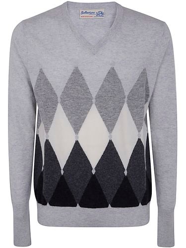 Ballantyne V Neck Pullover - Ballantyne - Modalova