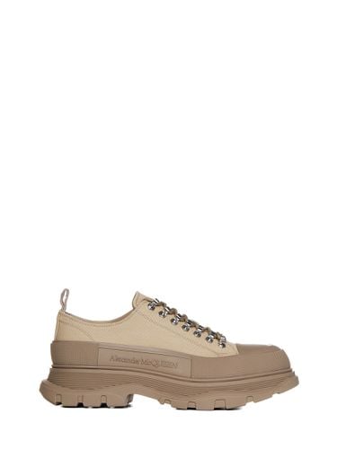 Tread Slick Sneakers - Alexander McQueen - Modalova