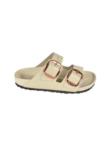 Arizona Big Buckle Sliders - Birkenstock - Modalova