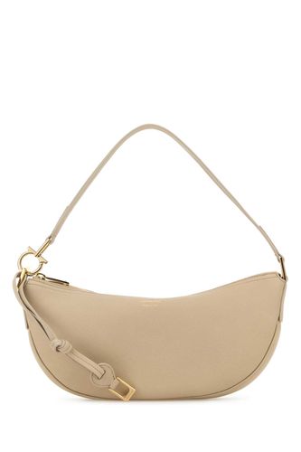 Ferragamo Sand Leather Shoulder Bag - Ferragamo - Modalova