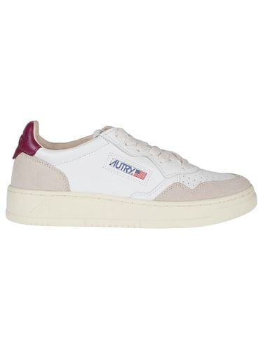 Autry Medalist Low Sneakers - Autry - Modalova