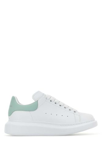 White Leather Sneakers With Sea Green Leather Heel - Alexander McQueen - Modalova