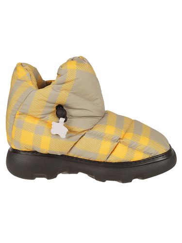 Burberry Pillow Check Boots - Burberry - Modalova