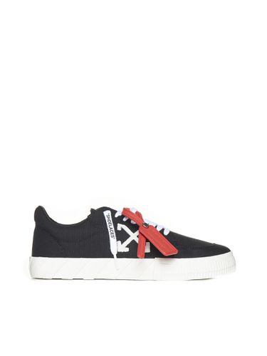 Vulcanized Low-top Sneakers - Off-White - Modalova