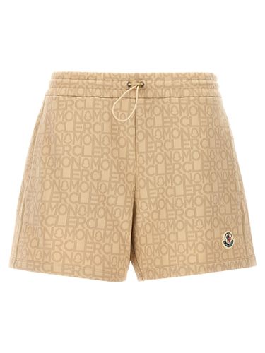 All Over Logo Bermuda Shorts - Moncler - Modalova