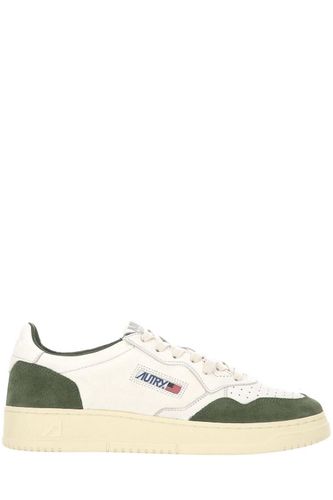 Autry Medalist Low Sneakers - Autry - Modalova