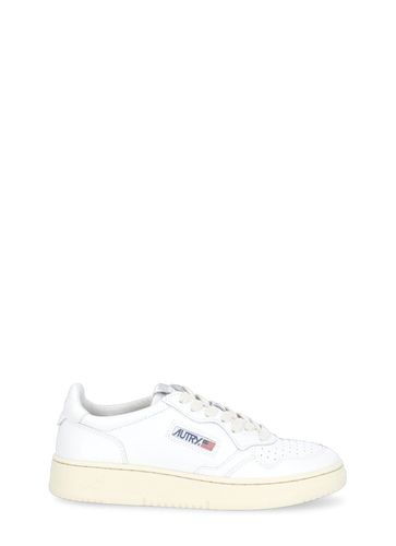 Autry Medalist Low Sneakers - Autry - Modalova