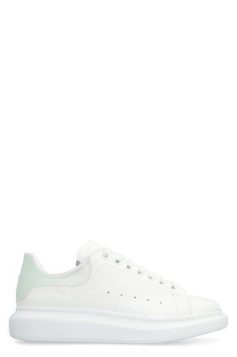 Larry Leather Chunky Sneakers - Alexander McQueen - Modalova