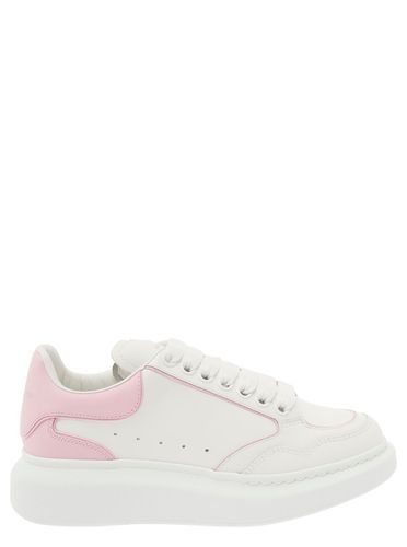 White And Low Top Sneakers With Logo Detail In Leather Woman - Alexander McQueen - Modalova