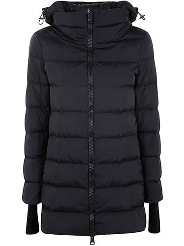 Herno A-shape Chamoix Down Jacket - Herno - Modalova