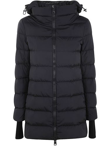 Herno A-shape Chamoix Down Jacket - Herno - Modalova