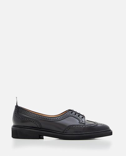 Low Throat Wingtip Brogue - Thom Browne - Modalova