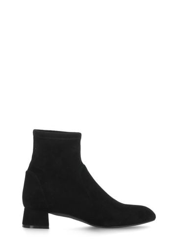 Stuart Weitzman Grace Chelsea Boots - Stuart Weitzman - Modalova