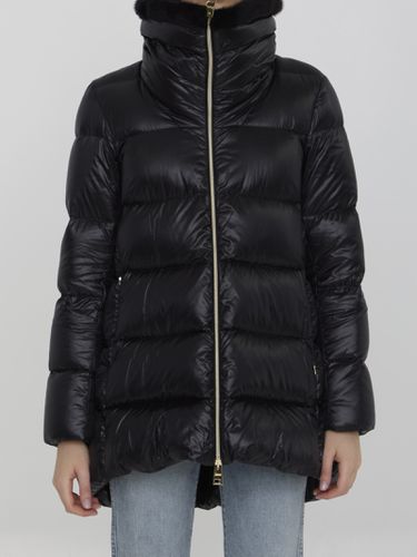 Down Jacket In Nylon And Eco-fur - Herno - Modalova