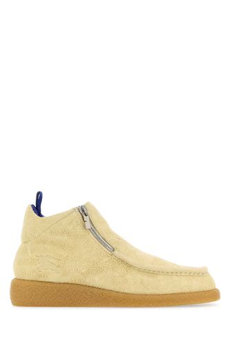 Cream Suede Chance Ankle Boots - Burberry - Modalova