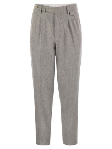 Leisure Fit Trousers In Virgin Wool Flannel With Double Darts - Brunello Cucinelli - Modalova