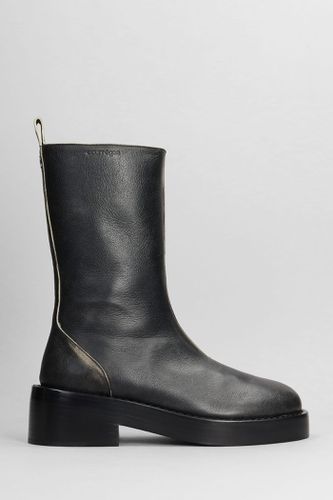 Low Heels Boots In Leather - Courrèges - Modalova