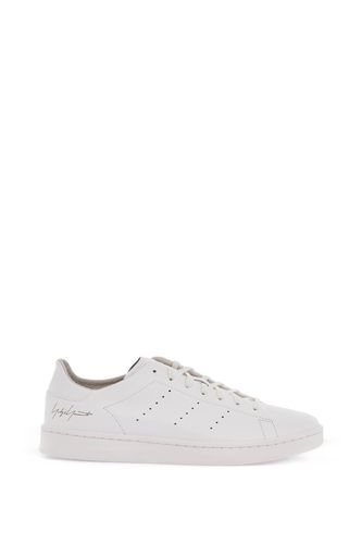 White Leather Sneakers With Minimalist Design - Y-3 - Modalova