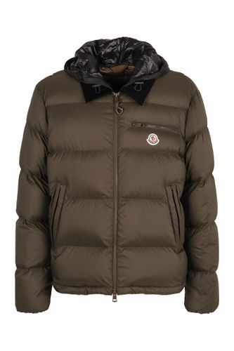 Moncler Calima Short Down Jacket - Moncler - Modalova