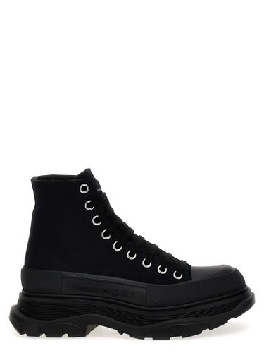 Tread Slick Ankle Boots - Alexander McQueen - Modalova