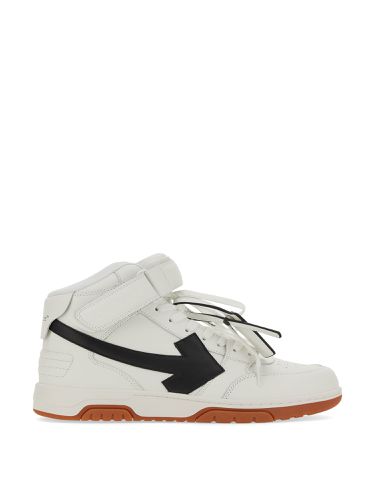 Out Of Office Mid-top Calf Leather Sneakers - Off-White - Modalova