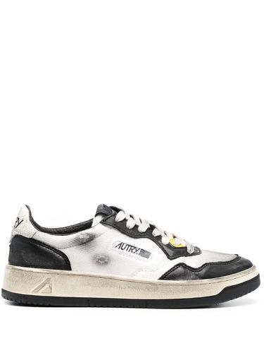 Super Vintage Medalist Low Sneakers In White And Mesh And Suede - Autry - Modalova