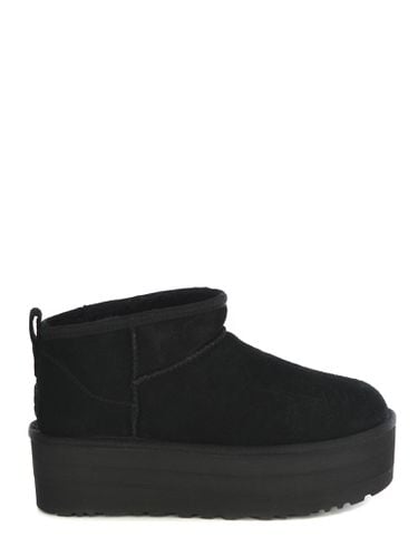 Boots classic Ultra Mini Con Plateau Made Of Suede - UGG - Modalova