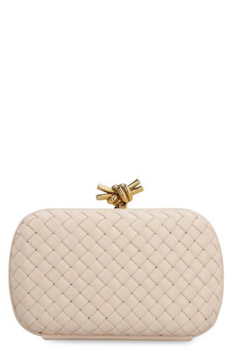 Bottega Veneta Knot Leather Clutch - Bottega Veneta - Modalova